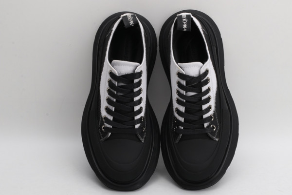 HOT SALE ALEXANDER MCQUEEN Tread Slick Lace Up