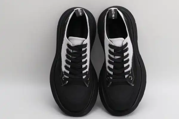 ALEXANDER MCQUEEN Tread Slick Lace Up