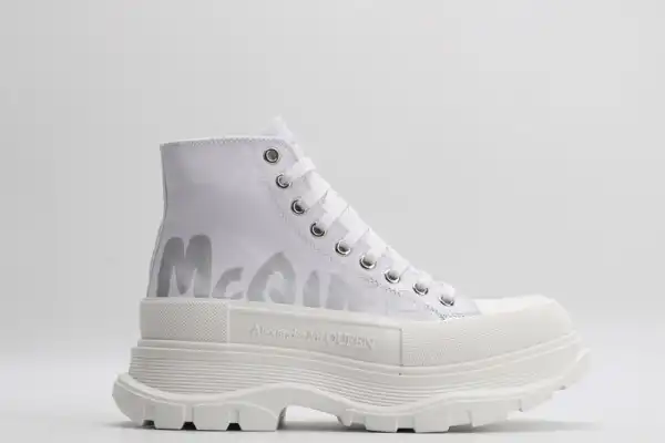 First bag ru ALEXANDER MCQUEEN Tread Slick Boot