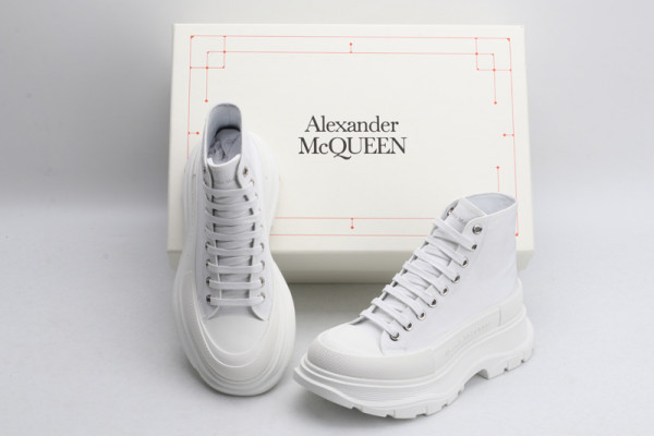 HOT SALE ALEXANDER MCQUEEN Tread Slick Boot