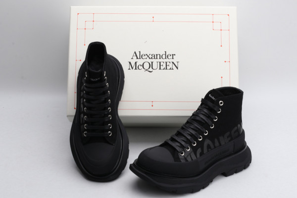 HOT SALE ALEXANDER MCQUEEN Tread Slick Boot