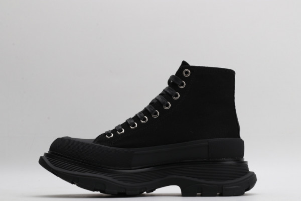 HOT SALE ALEXANDER MCQUEEN Tread Slick Boot