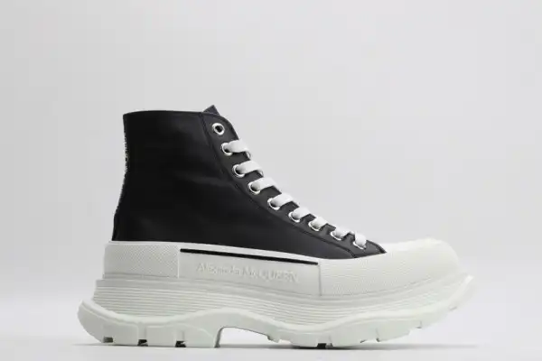 ALEXANDER MCQUEEN Tread Slick Boot