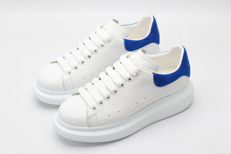 HOT SALE ALEXANDER MCQUEEN Oversized Sneaker