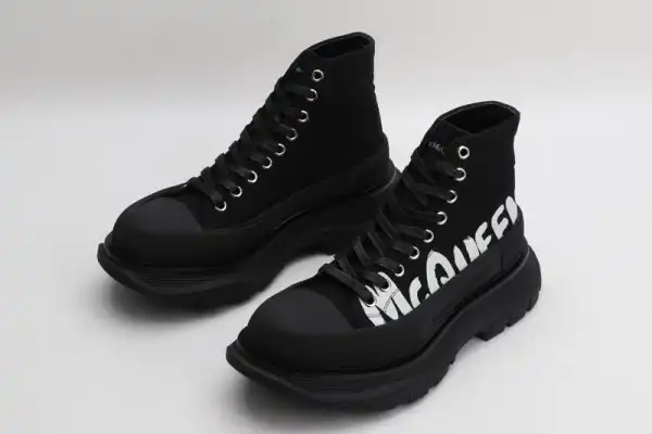 Yupoo bagsoffer ALEXANDER MCQUEEN Tread Slick Boot