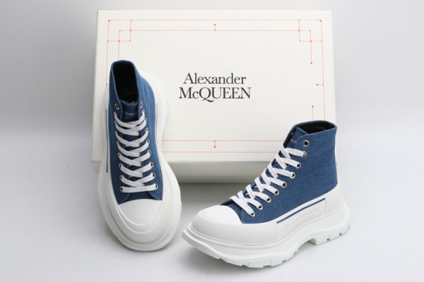 HOT SALE ALEXANDER MCQUEEN Tread Slick Boot