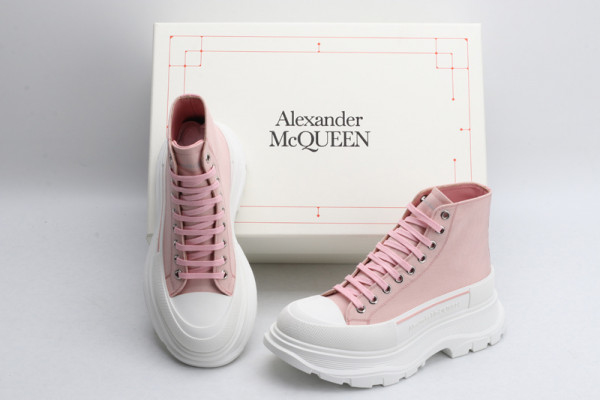 HOT SALE ALEXANDER MCQUEEN Tread Slick Boot