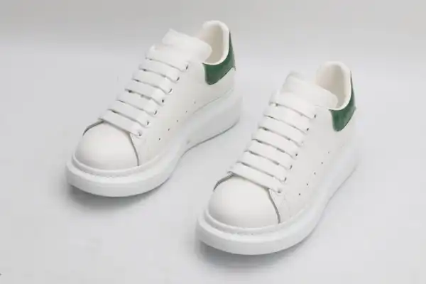 ALEXANDER MCQUEEN Oversized Sneaker