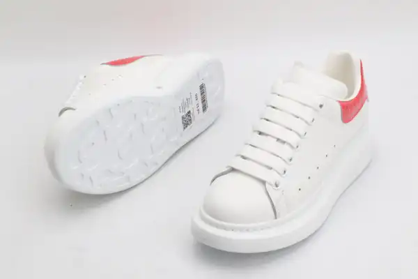 Bagsoffer ALEXANDER MCQUEEN Oversized Sneaker