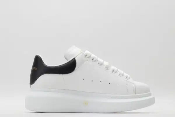 Frstbag ru ALEXANDER MCQUEEN Oversized Sneaker