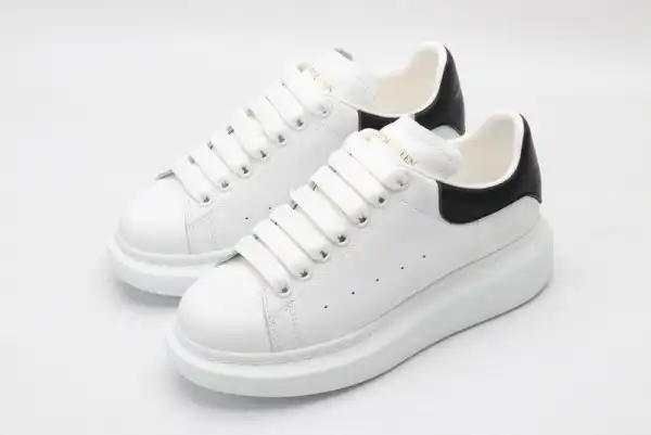 Frstbag ru ALEXANDER MCQUEEN Oversized Sneaker