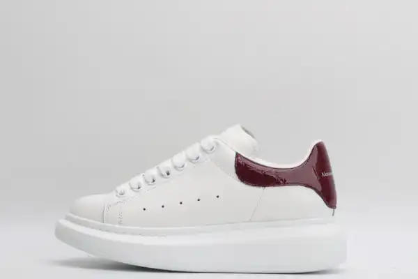 First bag ru ALEXANDER MCQUEEN Oversized Sneaker