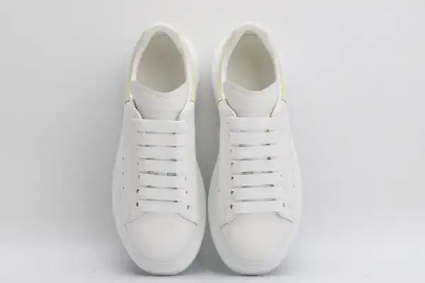 First Bag Ru ALEXANDER MCQUEEN Oversized Sneaker