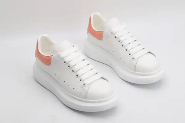 First Bag Ru ALEXANDER MCQUEEN Oversized Sneaker