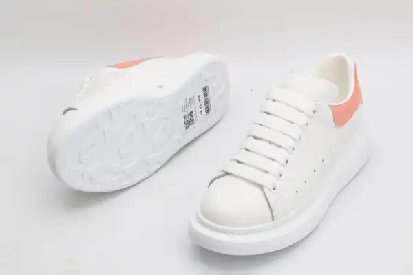 First bag ru ALEXANDER MCQUEEN Oversized Sneaker