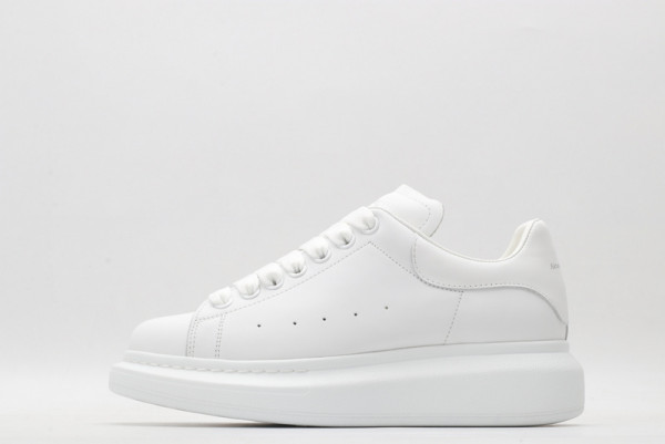 HOT SALE ALEXANDER MCQUEEN Oversized Sneaker