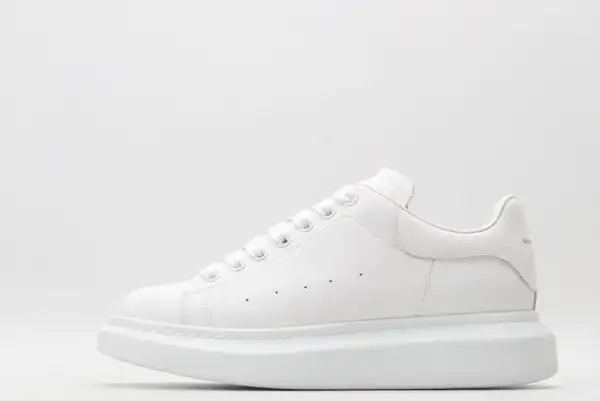 ALEXANDER MCQUEEN Oversized Sneaker