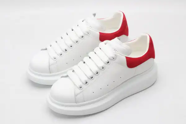 Bagsoffer yupoo ALEXANDER MCQUEEN Oversized Sneaker