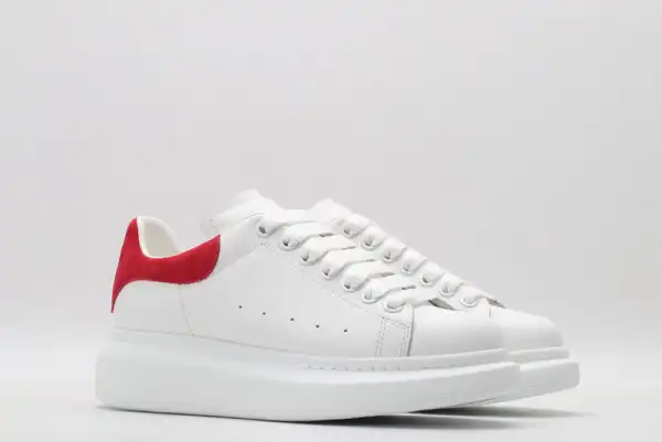 Bagsoffer yupoo ALEXANDER MCQUEEN Oversized Sneaker