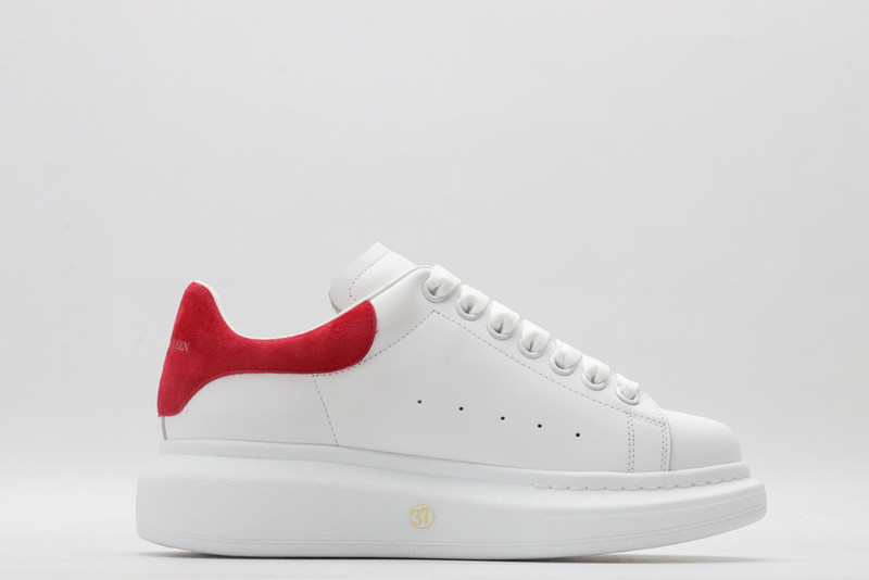 HOT SALE ALEXANDER MCQUEEN Oversized Sneaker