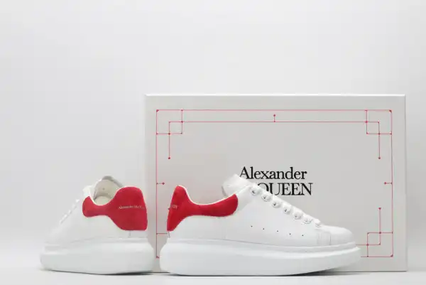 First bag ru ALEXANDER MCQUEEN Oversized Sneaker