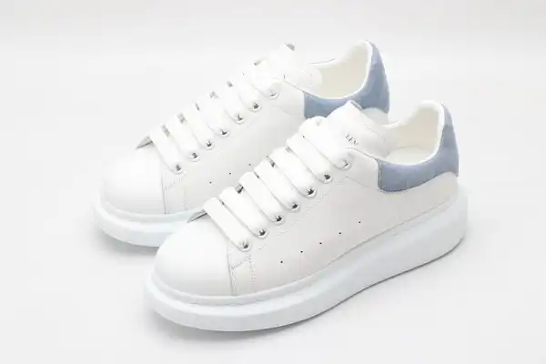 First bag ru ALEXANDER MCQUEEN Oversized Sneaker