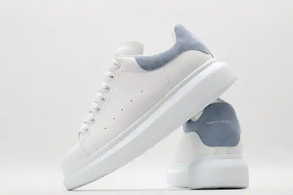 Bagsoffer yupoo ALEXANDER MCQUEEN Oversized Sneaker