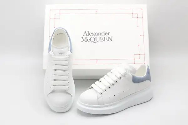 First bag ru ALEXANDER MCQUEEN Oversized Sneaker