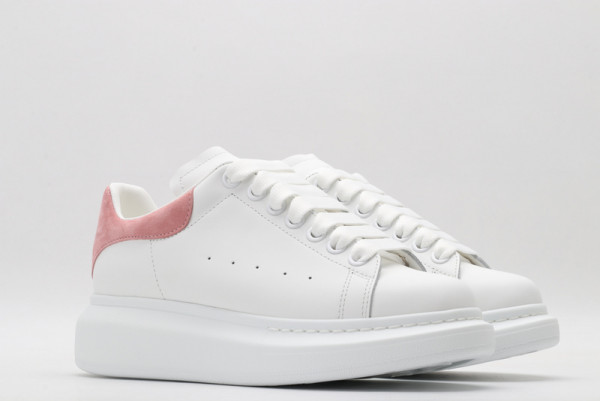 HOT SALE ALEXANDER MCQUEEN Oversized Sneaker