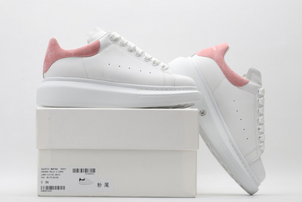 HOT SALE ALEXANDER MCQUEEN Oversized Sneaker