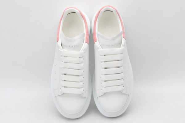 HOT SALE ALEXANDER MCQUEEN Oversized Sneaker