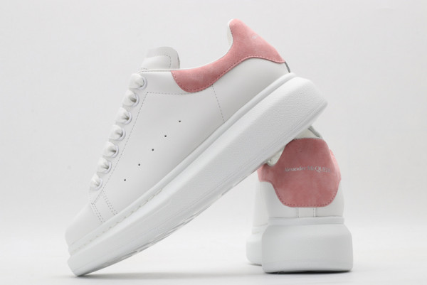 HOT SALE ALEXANDER MCQUEEN Oversized Sneaker