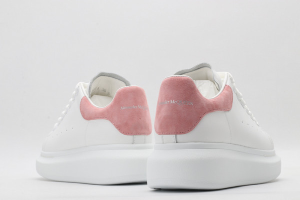 HOT SALE ALEXANDER MCQUEEN Oversized Sneaker