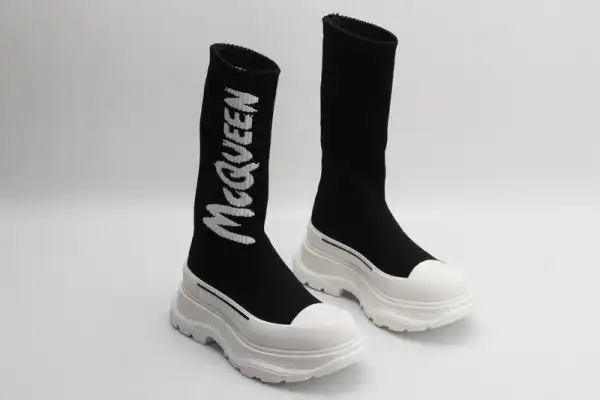 Bagsoffer yupoo ALEXANDER MCQUEEN Graffiti Knit Tread Slick Boot