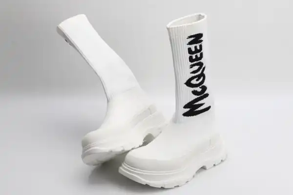 Bagsoffer yupoo ALEXANDER MCQUEEN Graffiti Knit Tread Slick Boot