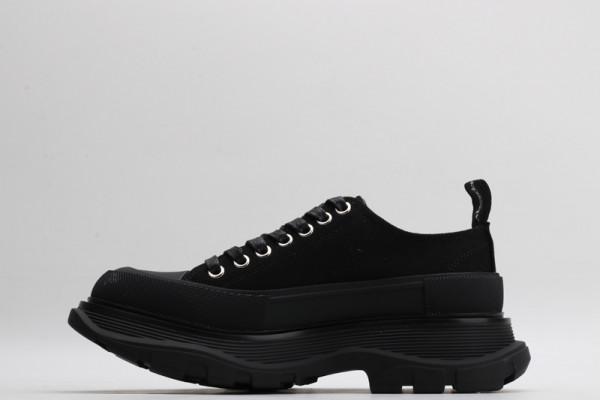 HOT SALE ALEXANDER MCQUEEN Tread Slick Lace Up