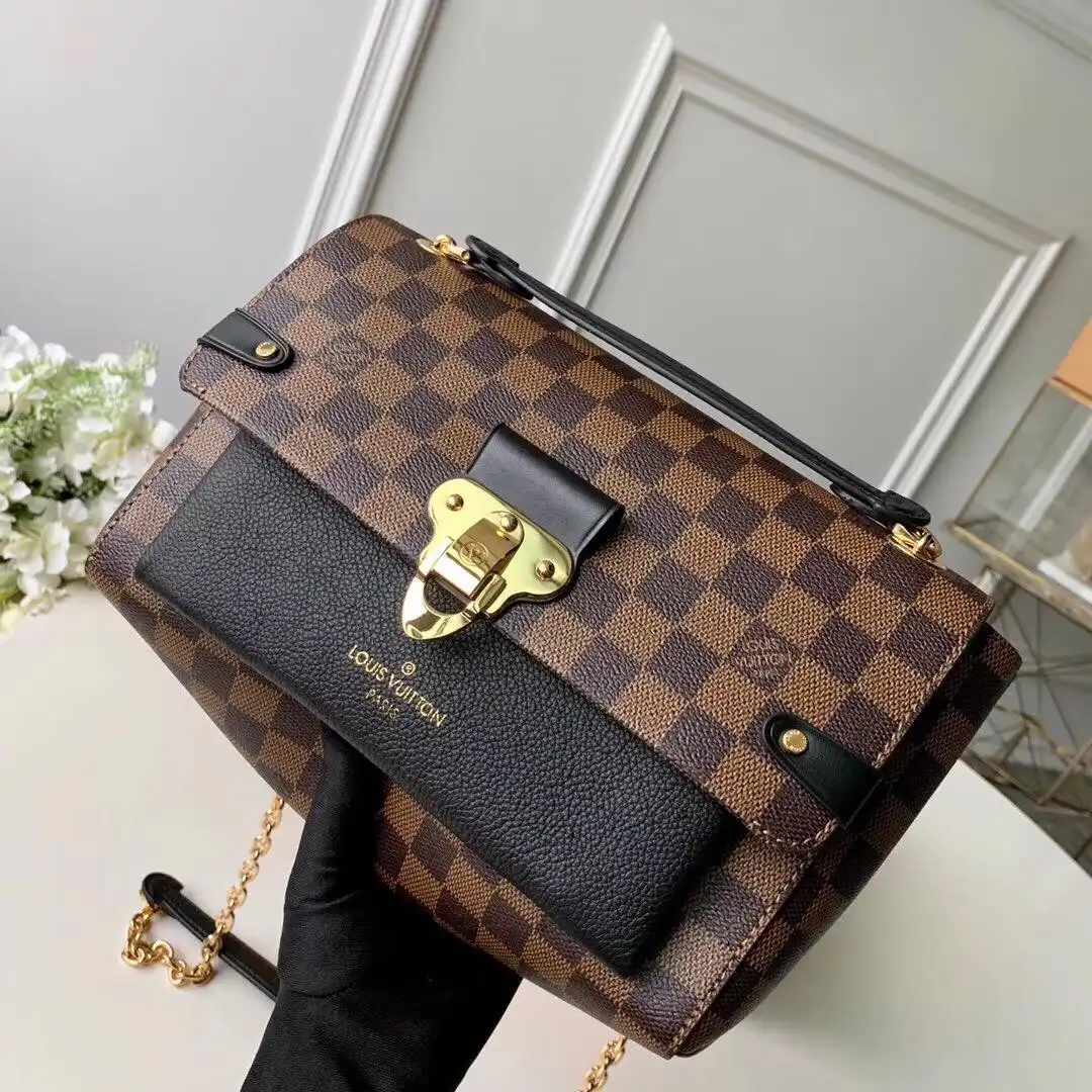 First bag ru LOUIS VUITTON VAVIN PM