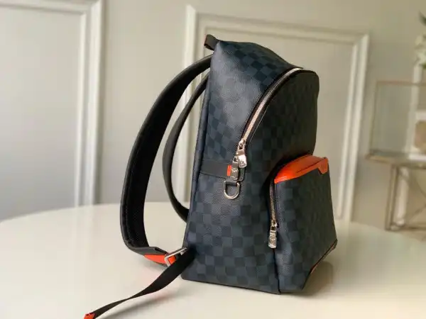 Frstbag ru Louis Vuitton DAMIER COBALT RACE DISCOVERY BACKPACK PM