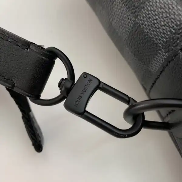 Affordable LOUIS VUITTON UTILITY BUSINESS BAG