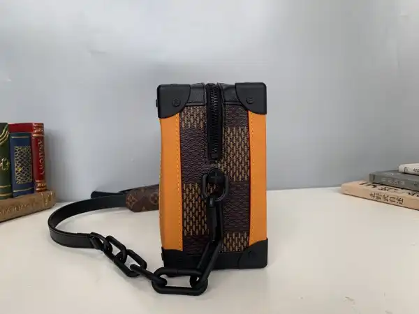 Frstbag ru LOUIS VUITTON SOFT TRUNK