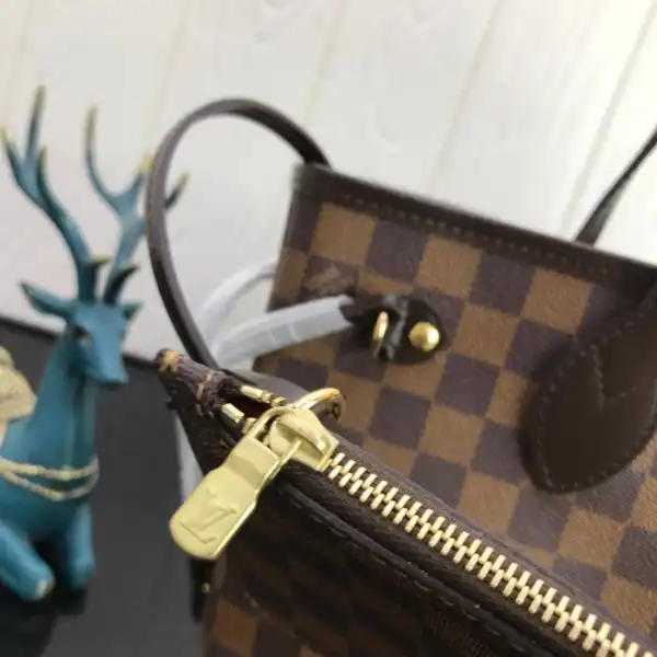 First bag ru LOUIS VUITTON NEVERFULL PM