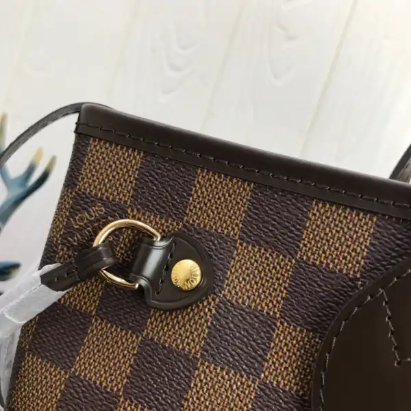 First bag ru LOUIS VUITTON NEVERFULL PM