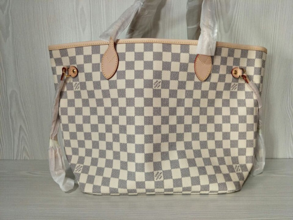 Louis Vuitton Neverfull MM