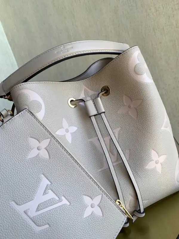 Cheap LOUIS VUITTON NÉONOÉ