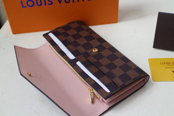 LOUIS VUITTON SARAH WALLET