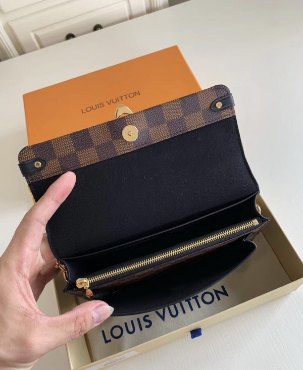 HOT SALE LOUIS VUITTON VAVIN CHAIN WALLET