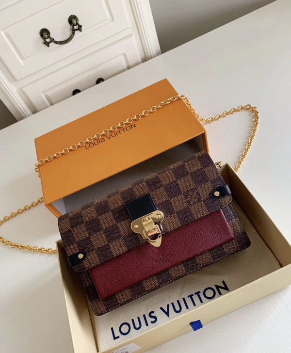 HOT SALE LOUIS VUITTON VAVIN CHAIN WALLET