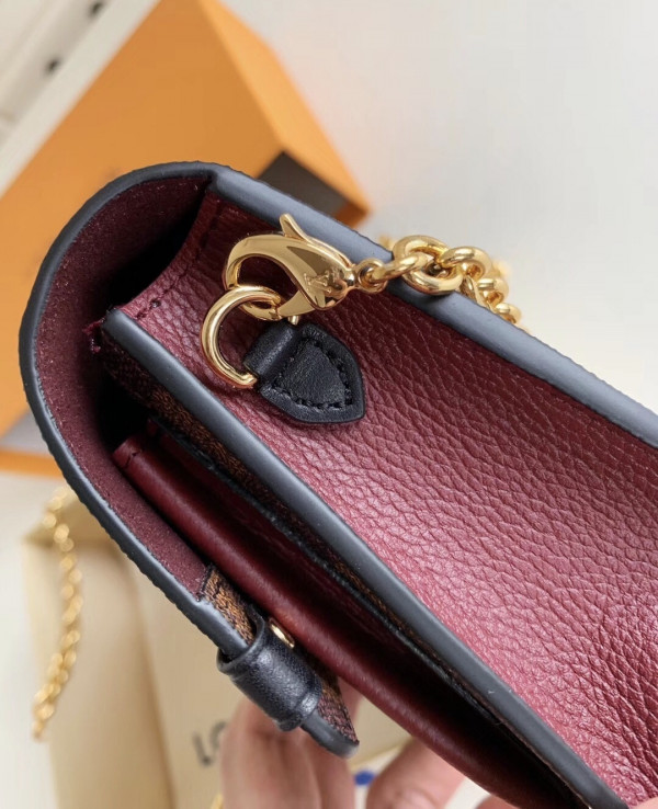 HOT SALE LOUIS VUITTON VAVIN CHAIN WALLET