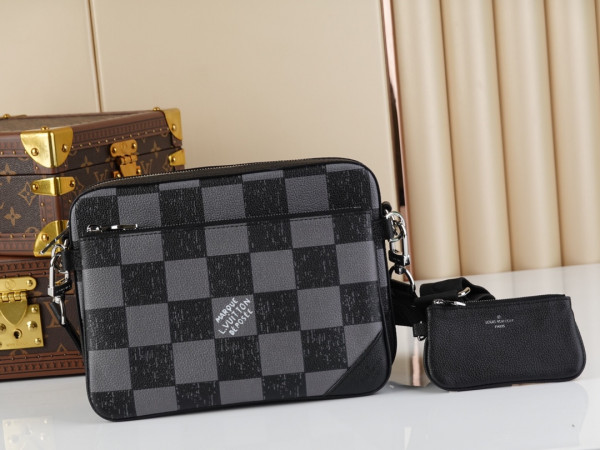 [FREE SHIPPING] LOUIS VUITTON TRIO MESSENGER