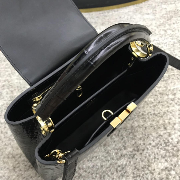 HOT SALE LOUIS VUITTON CAPUCINES BB